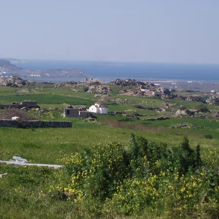 Agnadi Lägenhetshotell Agia Anna (Naxos)