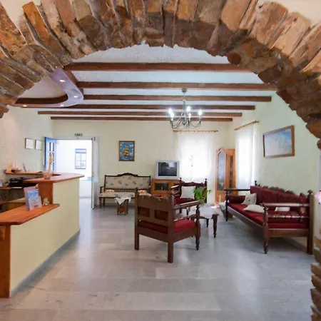 Agnadi Lägenhetshotell 2*