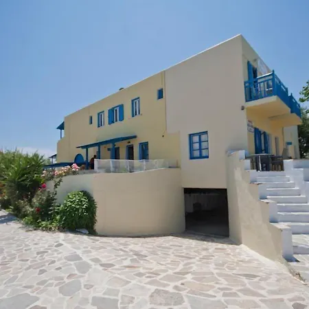 Agnadi Lägenhetshotell Agia Anna (Naxos)