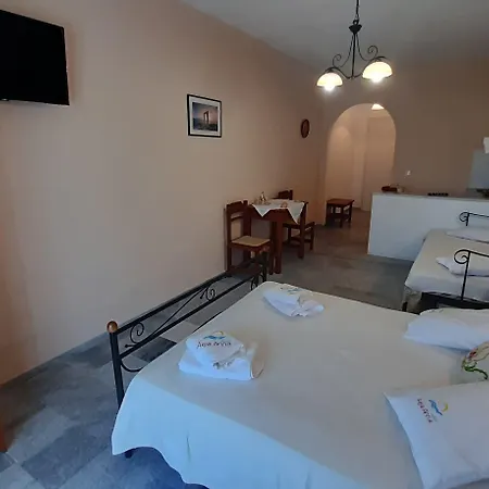 Agnadi Agia Anna (Naxos)