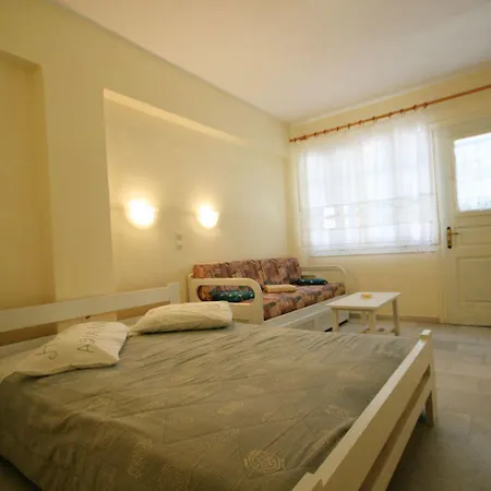 Lägenhetshotell Agnadi Agia Anna (Naxos)